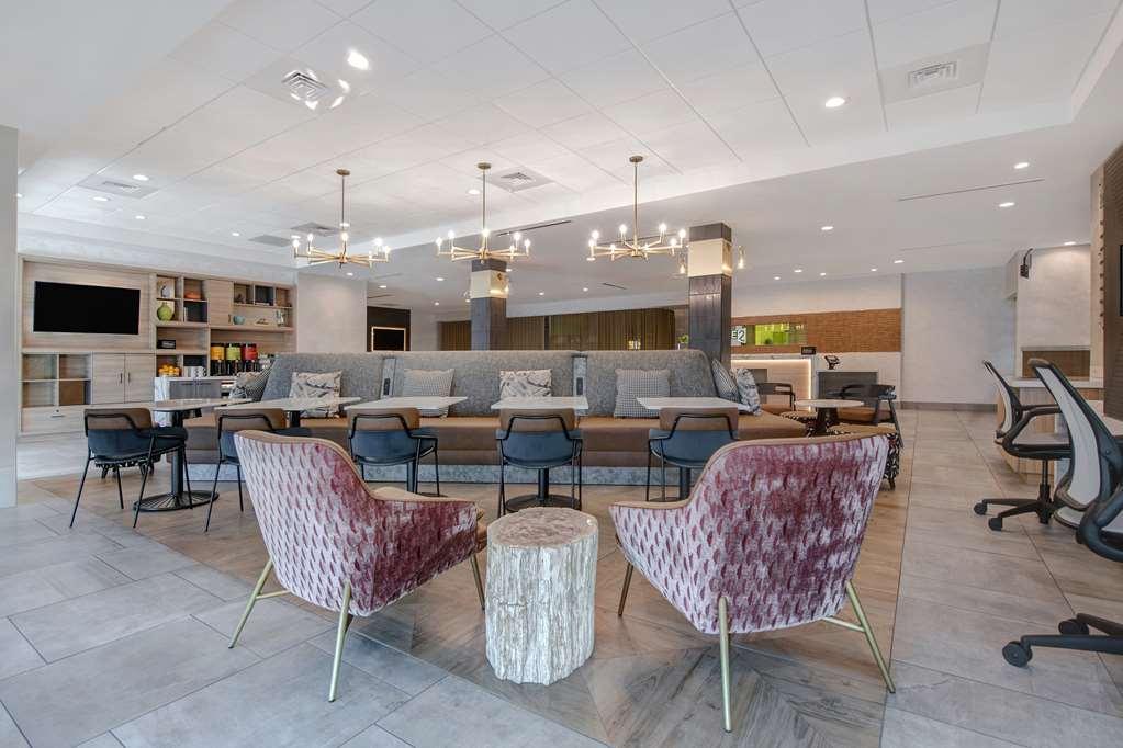 Home2 Suites By Hilton Anderson Downtown 내부 사진